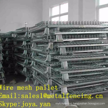 Wire mesh pallet